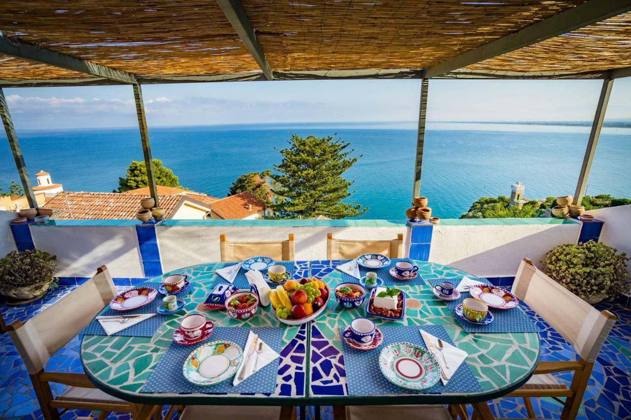 Borgo Dei Saraceni - Domus Indomita Bed & Breakfast Agropoli Exterior photo